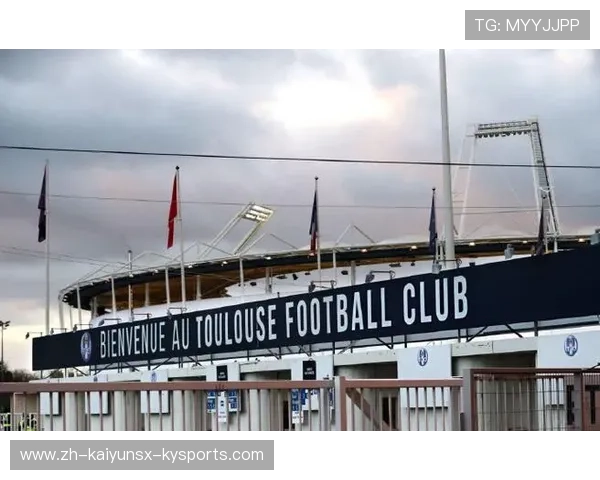 法甲球队赛季巡礼与赛场回顾专题